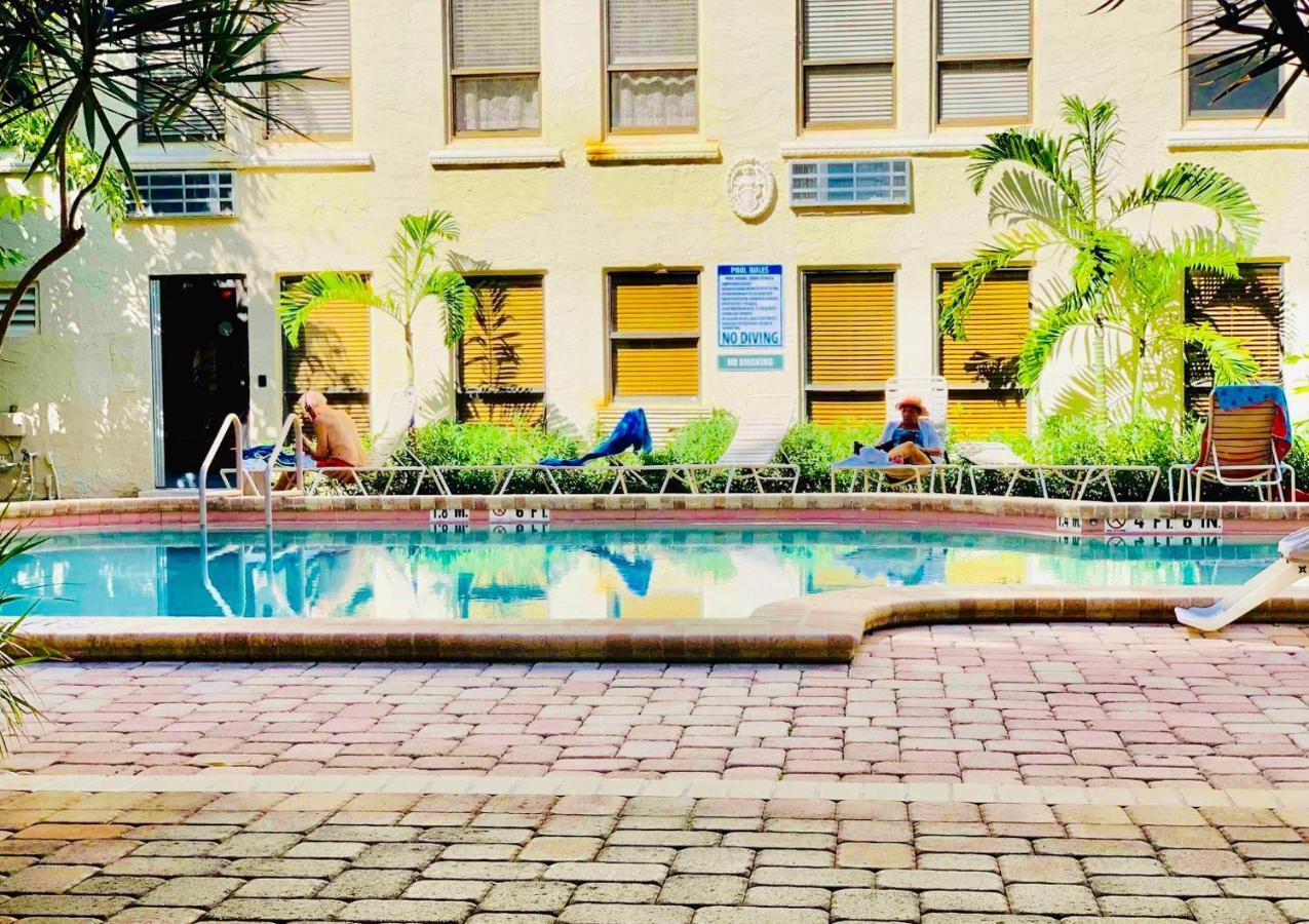 Cozy Studio In The Heart Of The Palm Beach Island - Free Valet Service Εξωτερικό φωτογραφία